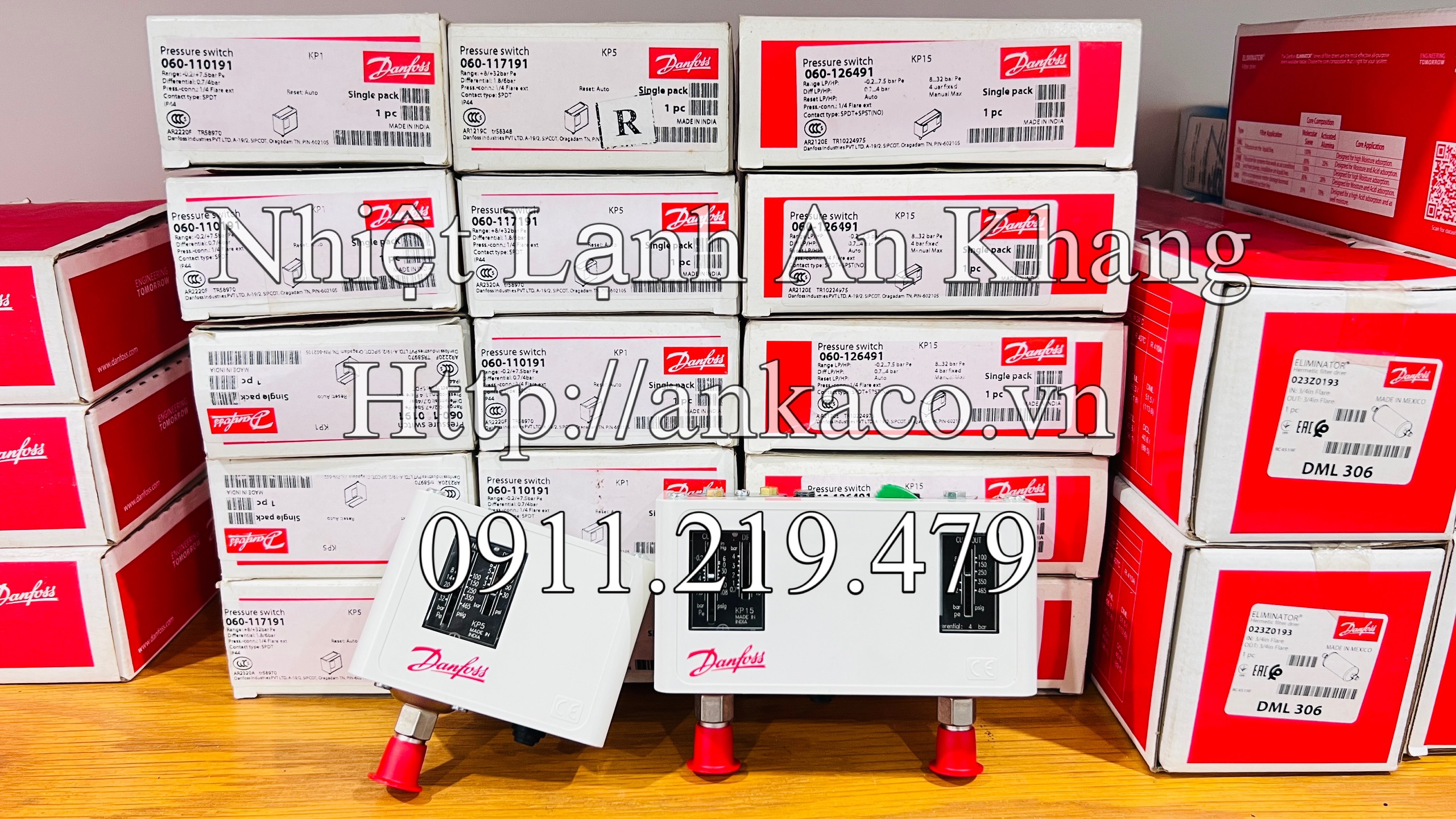Công tắc áp suất đôi Danfoss